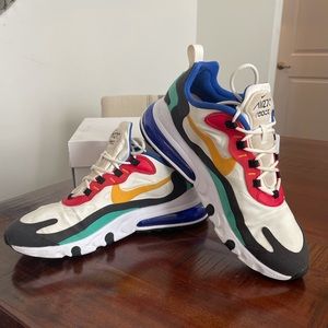 NIKE Air Max 270 React Size 9 Mens